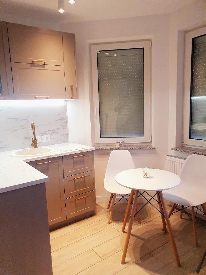 Apartament Beige Z Ogrodkiem Dziwnówek Exterior foto