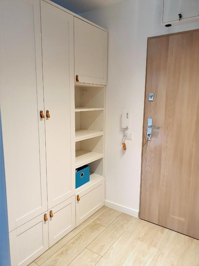 Apartament Beige Z Ogrodkiem Dziwnówek Exterior foto