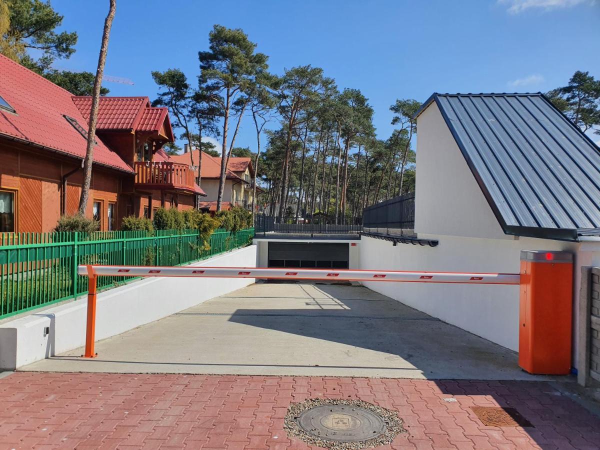 Apartament Beige Z Ogrodkiem Dziwnówek Exterior foto